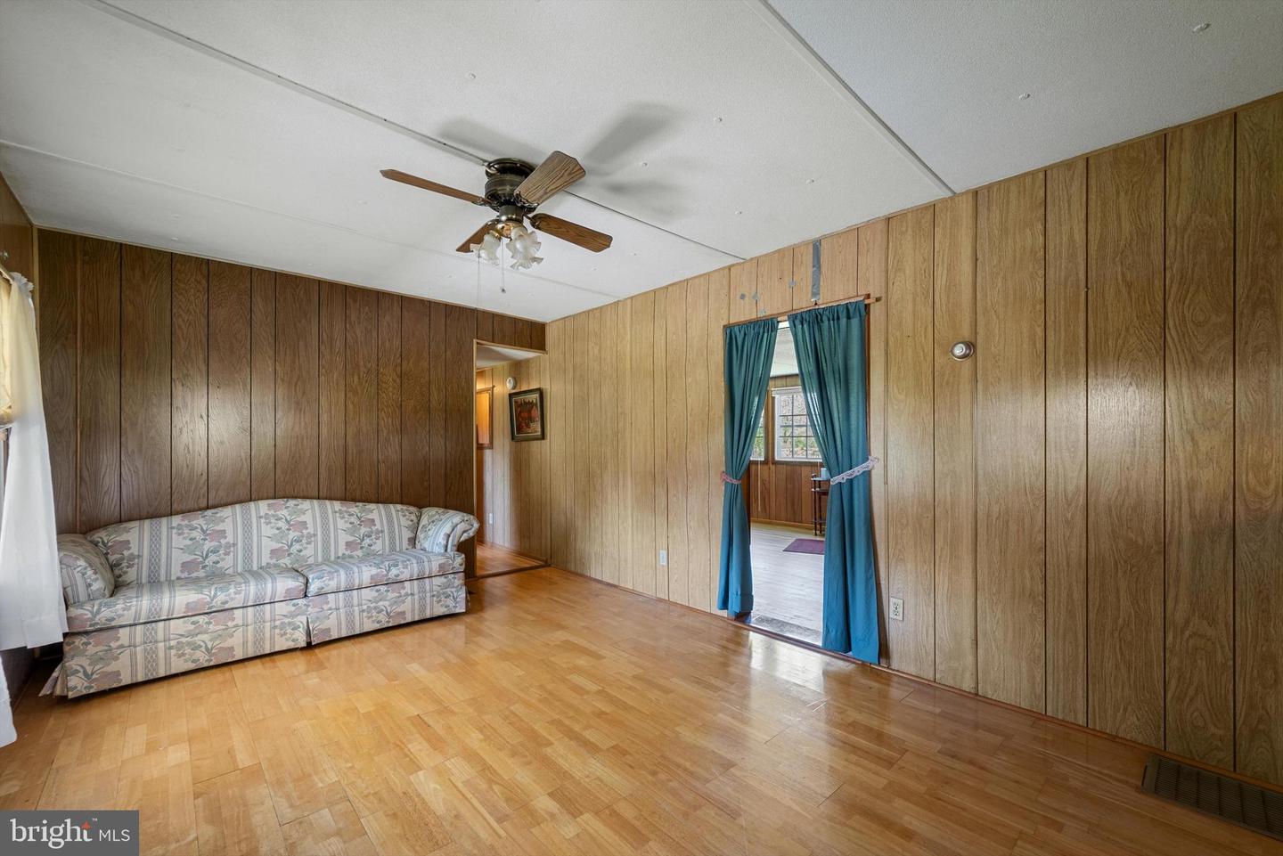 117 MILLER RD, WINCHESTER, Virginia 22602, 3 Bedrooms Bedrooms, ,1 BathroomBathrooms,Residential,For sale,117 MILLER RD,VAFV2033792 MLS # VAFV2033792