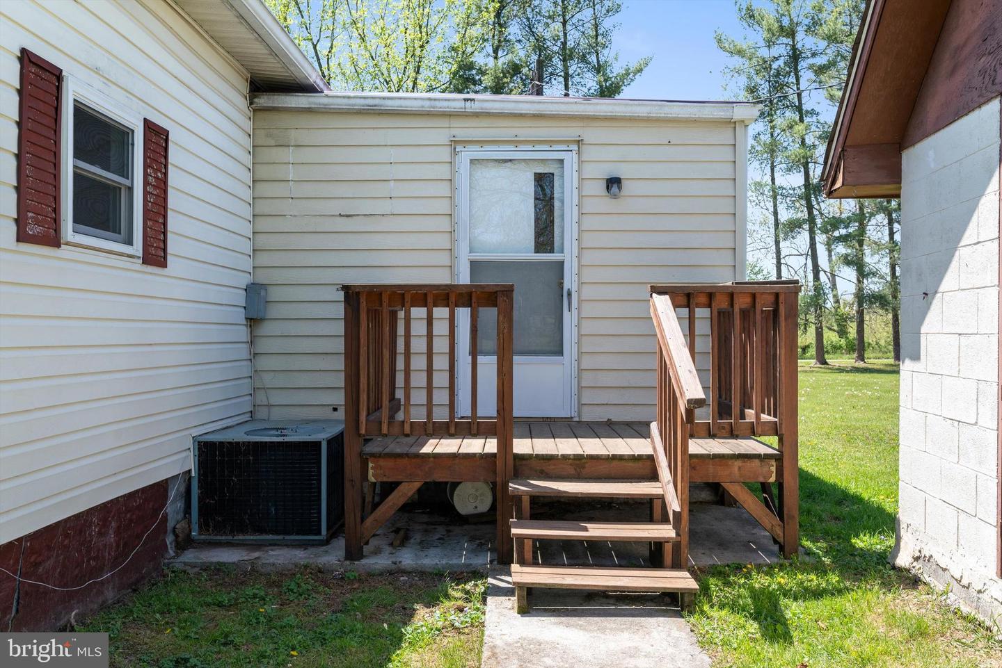 117 MILLER RD, WINCHESTER, Virginia 22602, 3 Bedrooms Bedrooms, ,1 BathroomBathrooms,Residential,For sale,117 MILLER RD,VAFV2033792 MLS # VAFV2033792
