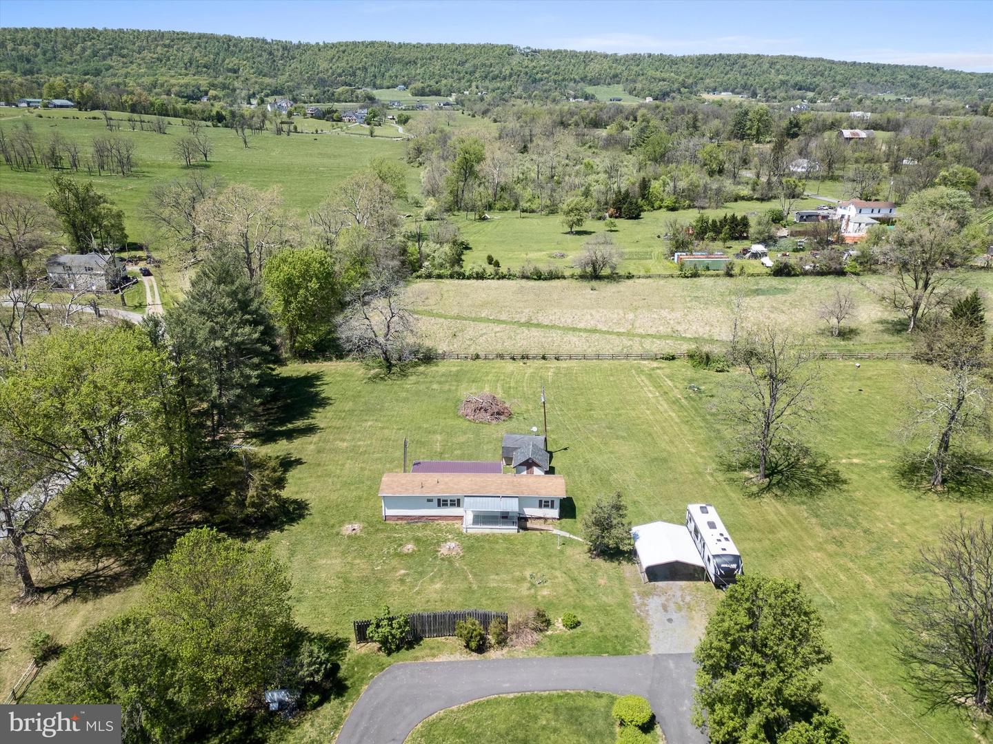 117 MILLER RD, WINCHESTER, Virginia 22602, 3 Bedrooms Bedrooms, ,1 BathroomBathrooms,Residential,For sale,117 MILLER RD,VAFV2033792 MLS # VAFV2033792