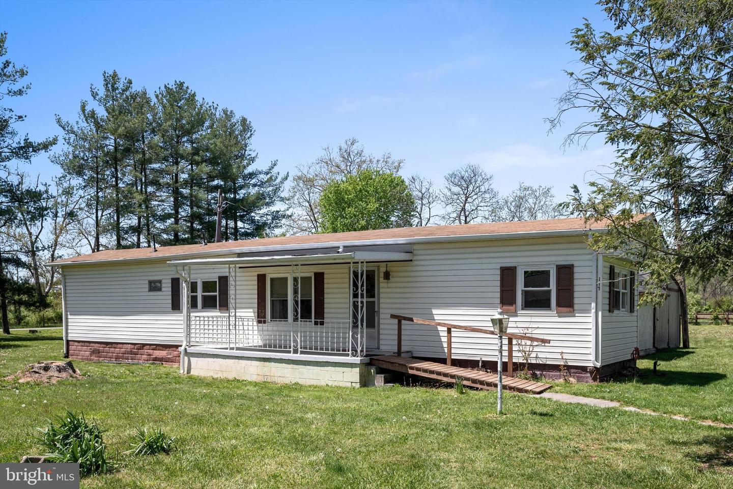 117 MILLER RD, WINCHESTER, Virginia 22602, 3 Bedrooms Bedrooms, ,1 BathroomBathrooms,Residential,For sale,117 MILLER RD,VAFV2033792 MLS # VAFV2033792
