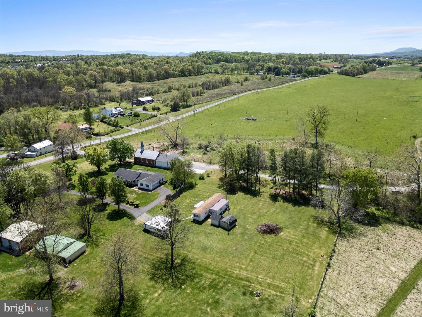 117 MILLER RD, WINCHESTER, Virginia 22602, 3 Bedrooms Bedrooms, ,1 BathroomBathrooms,Residential,For sale,117 MILLER RD,VAFV2033792 MLS # VAFV2033792