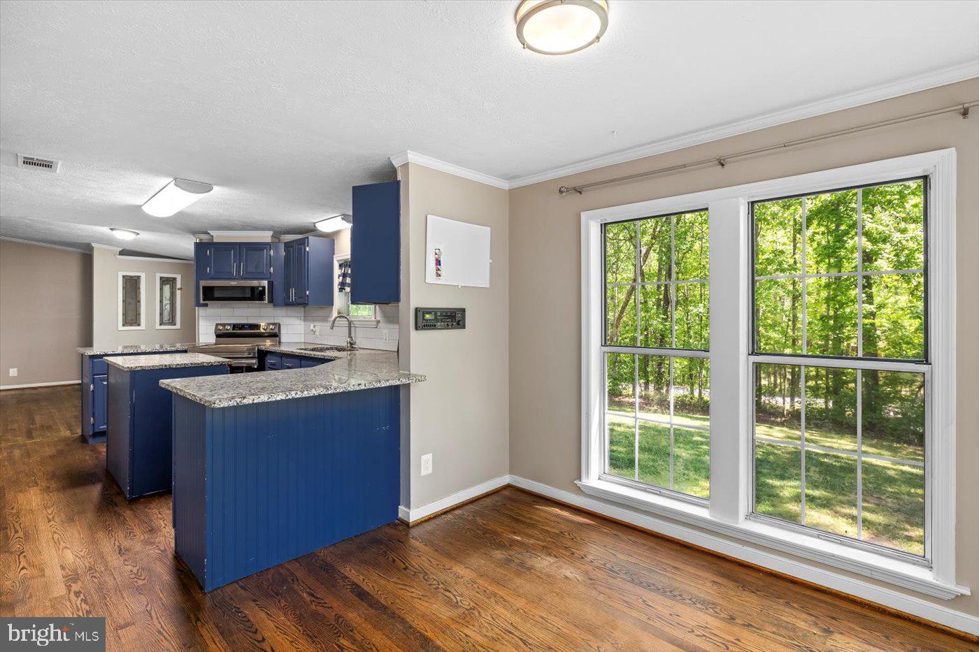 13602 FLANK MARCH LN, SPOTSYLVANIA, Virginia 22551, 3 Bedrooms Bedrooms, ,2 BathroomsBathrooms,Residential,For sale,13602 FLANK MARCH LN,VASP2032674 MLS # VASP2032674