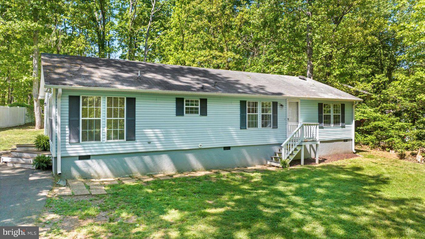 13602 FLANK MARCH LN, SPOTSYLVANIA, Virginia 22551, 3 Bedrooms Bedrooms, ,2 BathroomsBathrooms,Residential,For sale,13602 FLANK MARCH LN,VASP2032674 MLS # VASP2032674