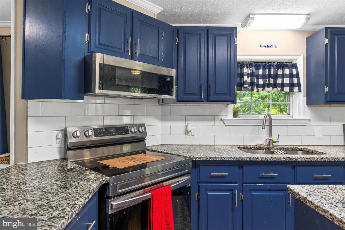 13602 FLANK MARCH LN, SPOTSYLVANIA, Virginia 22551, 3 Bedrooms Bedrooms, ,2 BathroomsBathrooms,Residential,For sale,13602 FLANK MARCH LN,VASP2032674 MLS # VASP2032674