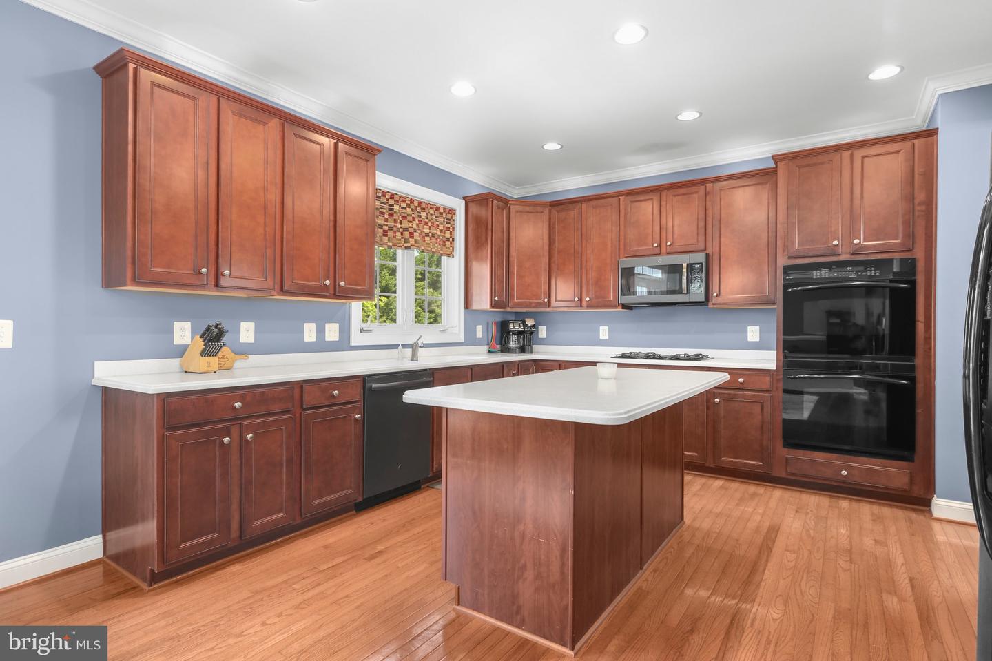 16124 WOODLEY HILLS RD, HAYMARKET, Virginia 20169, 4 Bedrooms Bedrooms, ,3 BathroomsBathrooms,Residential,For sale,16124 WOODLEY HILLS RD,VAPW2093466 MLS # VAPW2093466