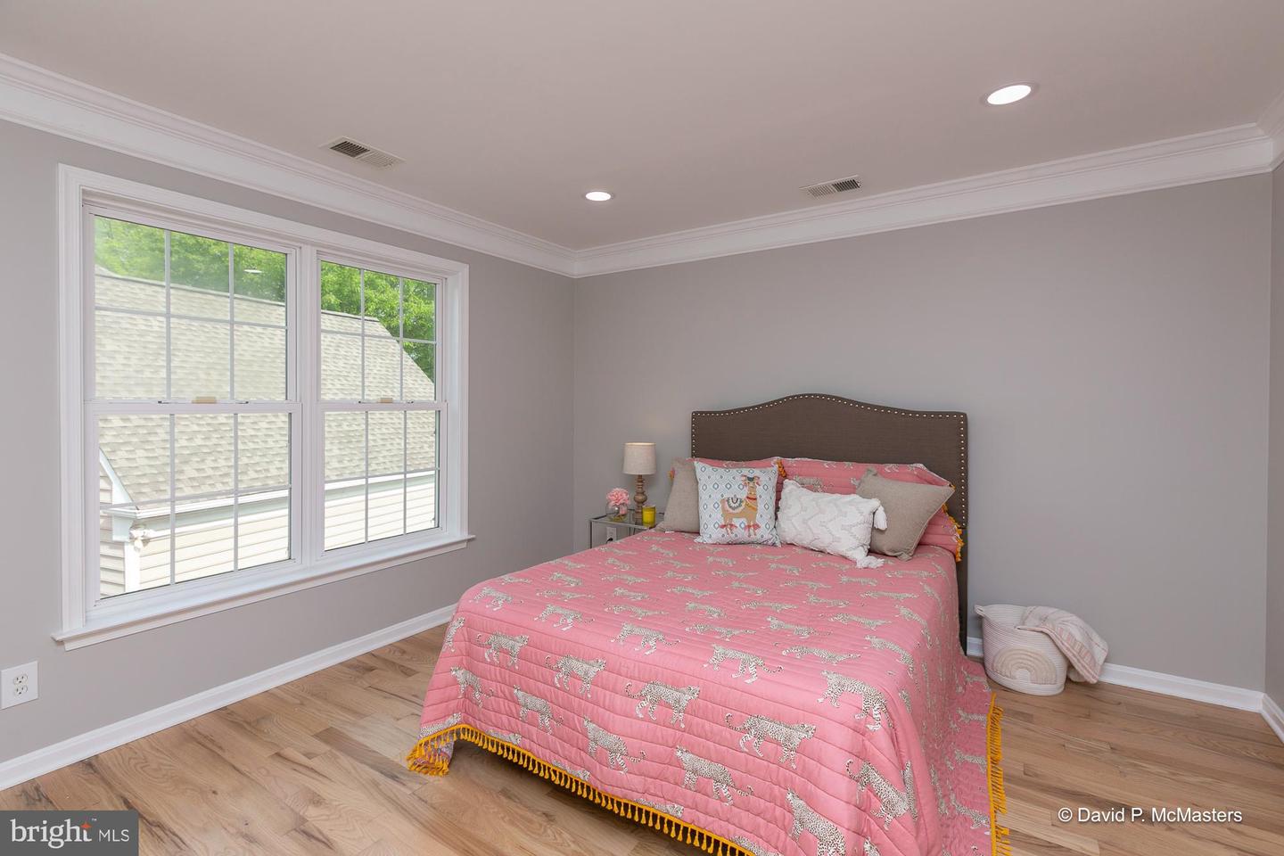 4929 SAMMY JOE DR, FAIRFAX, Virginia 22030, 5 Bedrooms Bedrooms, ,4 BathroomsBathrooms,Residential,For sale,4929 SAMMY JOE DR,VAFX2237650 MLS # VAFX2237650