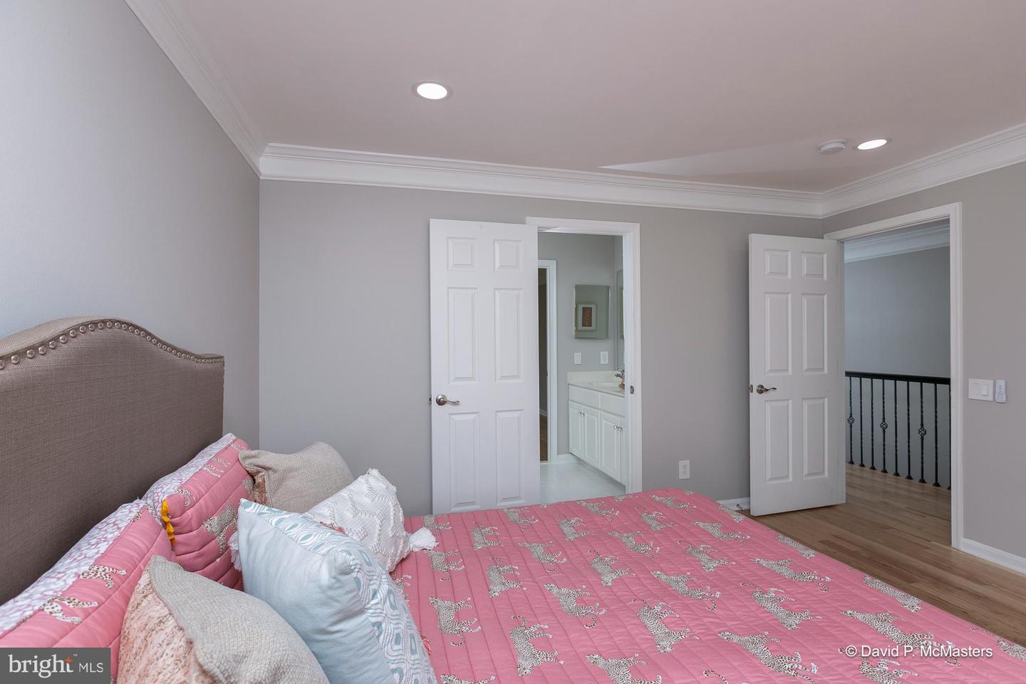 4929 SAMMY JOE DR, FAIRFAX, Virginia 22030, 5 Bedrooms Bedrooms, ,4 BathroomsBathrooms,Residential,For sale,4929 SAMMY JOE DR,VAFX2237650 MLS # VAFX2237650