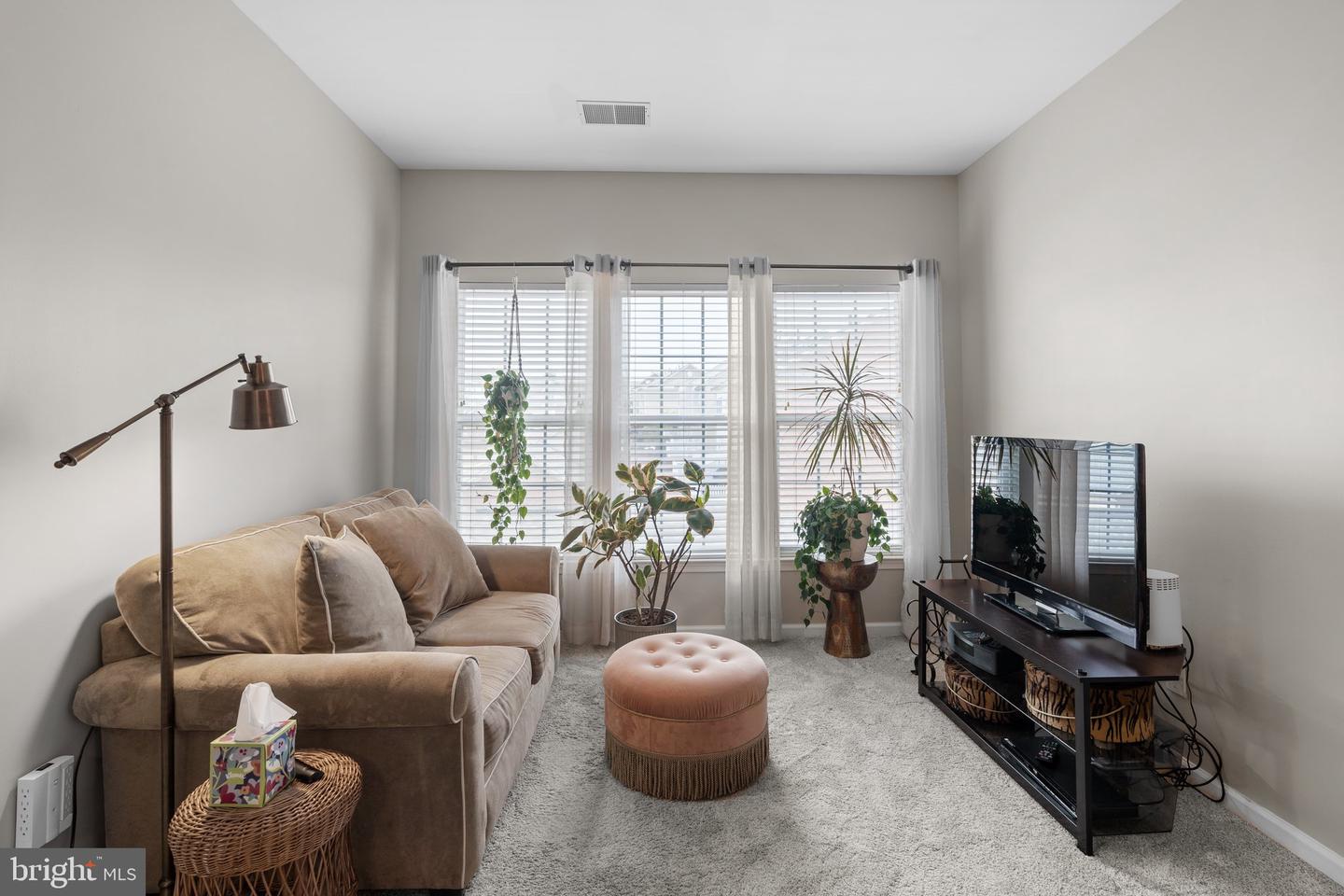 2716 WAKEWATER WAY, WOODBRIDGE, Virginia 22191, 4 Bedrooms Bedrooms, ,3 BathroomsBathrooms,Residential,For sale,2716 WAKEWATER WAY,VAPW2093476 MLS # VAPW2093476