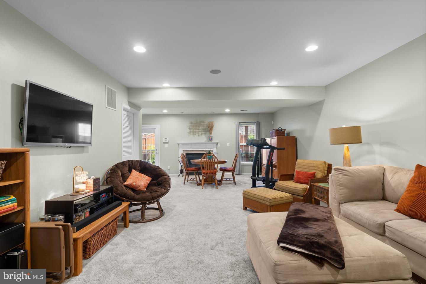 2716 WAKEWATER WAY, WOODBRIDGE, Virginia 22191, 4 Bedrooms Bedrooms, ,3 BathroomsBathrooms,Residential,For sale,2716 WAKEWATER WAY,VAPW2093476 MLS # VAPW2093476