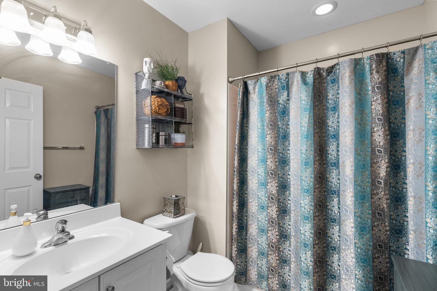 2716 WAKEWATER WAY, WOODBRIDGE, Virginia 22191, 4 Bedrooms Bedrooms, ,3 BathroomsBathrooms,Residential,For sale,2716 WAKEWATER WAY,VAPW2093476 MLS # VAPW2093476