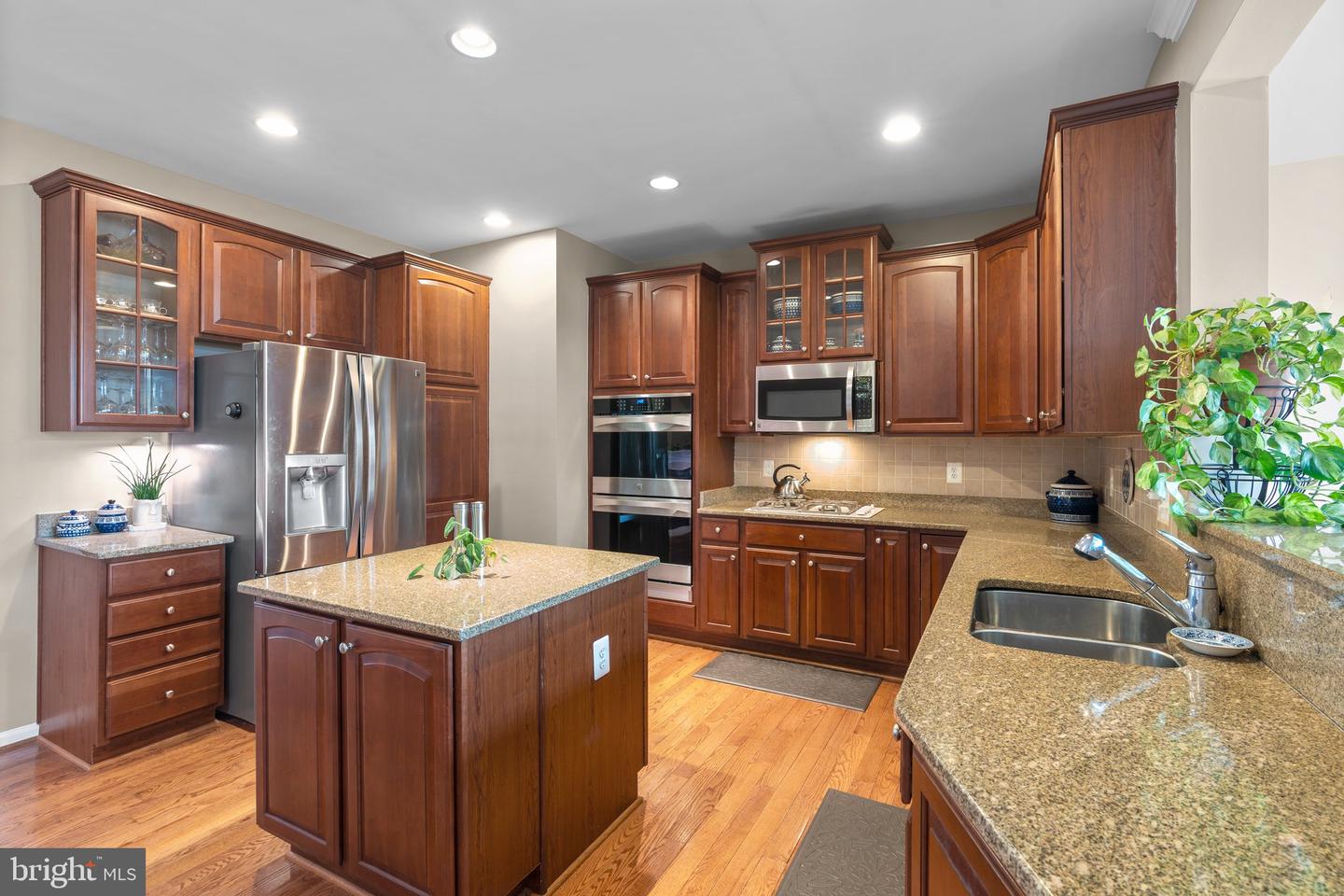 2716 WAKEWATER WAY, WOODBRIDGE, Virginia 22191, 4 Bedrooms Bedrooms, ,3 BathroomsBathrooms,Residential,For sale,2716 WAKEWATER WAY,VAPW2093476 MLS # VAPW2093476