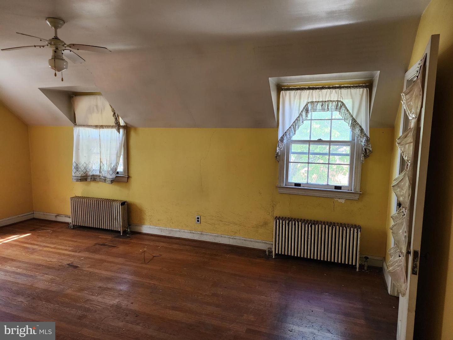7111 8TH ST NW, WASHINGTON, District Of Columbia 20012, 2 Bedrooms Bedrooms, ,1 BathroomBathrooms,Residential,For sale,7111 8TH ST NW,DCDC2198176 MLS # DCDC2198176