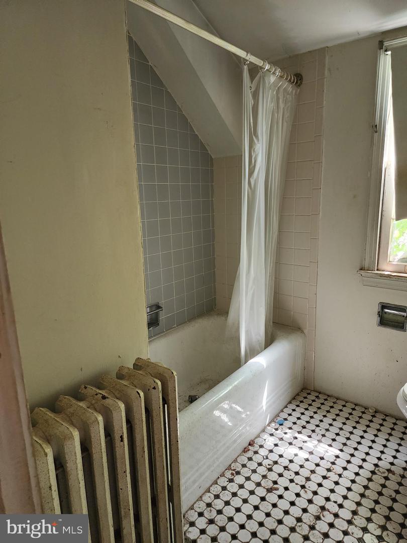 7111 8TH ST NW, WASHINGTON, District Of Columbia 20012, 2 Bedrooms Bedrooms, ,1 BathroomBathrooms,Residential,For sale,7111 8TH ST NW,DCDC2198176 MLS # DCDC2198176