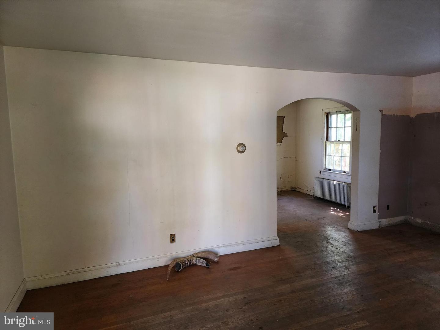 7111 8TH ST NW, WASHINGTON, District Of Columbia 20012, 2 Bedrooms Bedrooms, ,1 BathroomBathrooms,Residential,For sale,7111 8TH ST NW,DCDC2198176 MLS # DCDC2198176