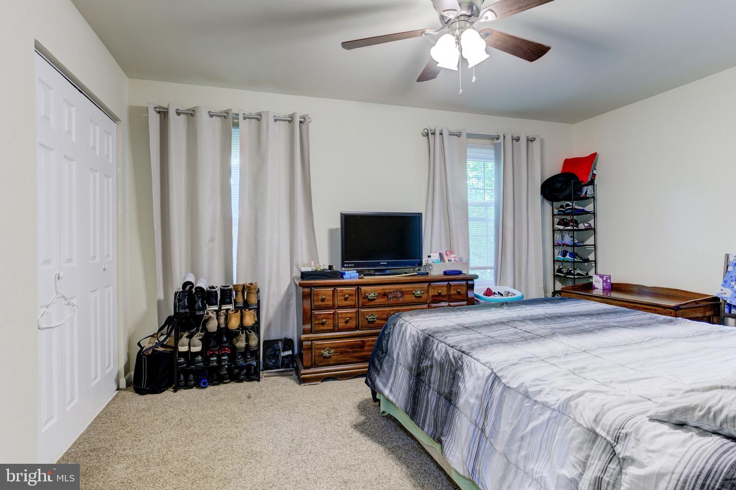 15054 CHERRYDALE DR, WOODBRIDGE, Virginia 22193, 3 Bedrooms Bedrooms, 3 Rooms Rooms,3 BathroomsBathrooms,Residential,For sale,15054 CHERRYDALE DR,VAPW2093334 MLS # VAPW2093334