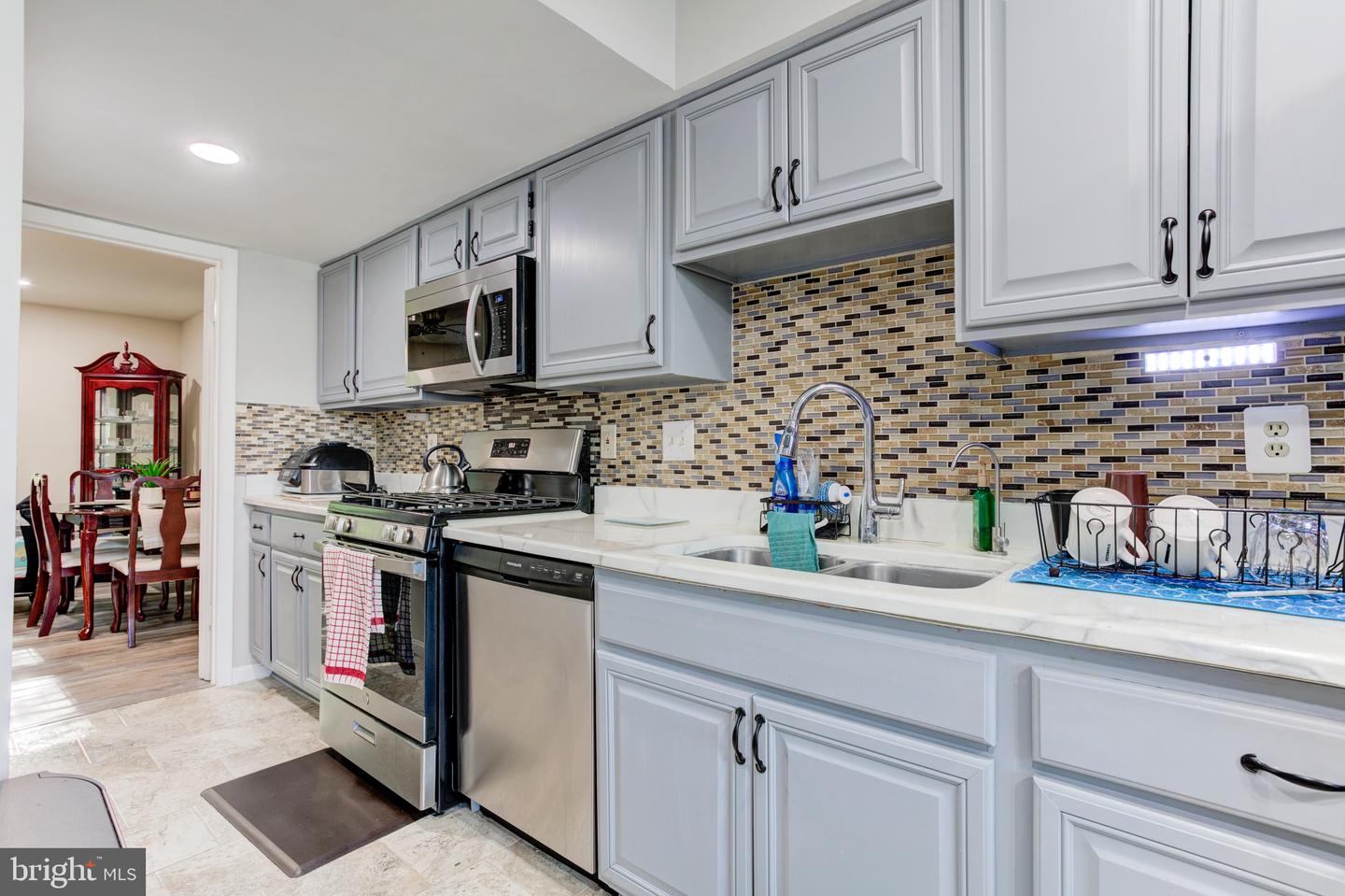 15054 CHERRYDALE DR, WOODBRIDGE, Virginia 22193, 3 Bedrooms Bedrooms, 3 Rooms Rooms,3 BathroomsBathrooms,Residential,For sale,15054 CHERRYDALE DR,VAPW2093334 MLS # VAPW2093334