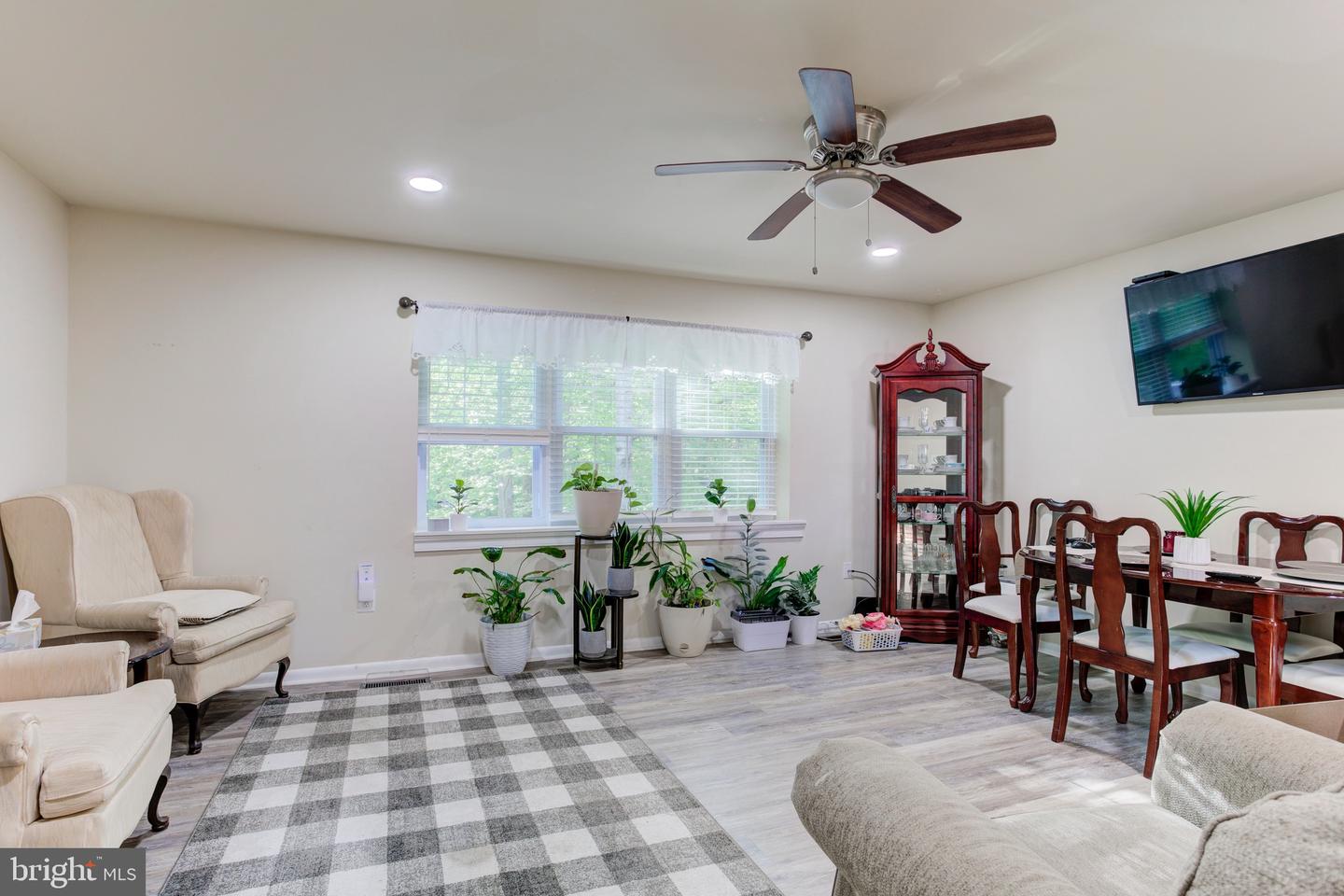 15054 CHERRYDALE DR, WOODBRIDGE, Virginia 22193, 3 Bedrooms Bedrooms, 3 Rooms Rooms,3 BathroomsBathrooms,Residential,For sale,15054 CHERRYDALE DR,VAPW2093334 MLS # VAPW2093334