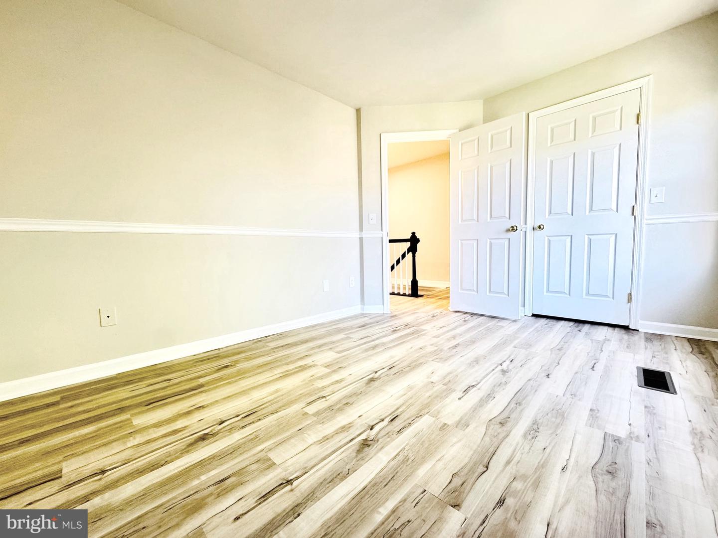9803 MOCK ORANGE CT, MANASSAS, Virginia 20110, 2 Bedrooms Bedrooms, ,2 BathroomsBathrooms,Residential,For sale,9803 MOCK ORANGE CT,VAMN2008242 MLS # VAMN2008242