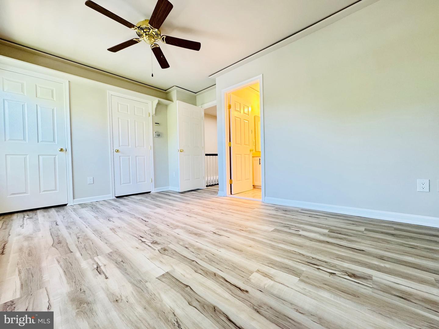 9803 MOCK ORANGE CT, MANASSAS, Virginia 20110, 2 Bedrooms Bedrooms, ,2 BathroomsBathrooms,Residential,For sale,9803 MOCK ORANGE CT,VAMN2008242 MLS # VAMN2008242