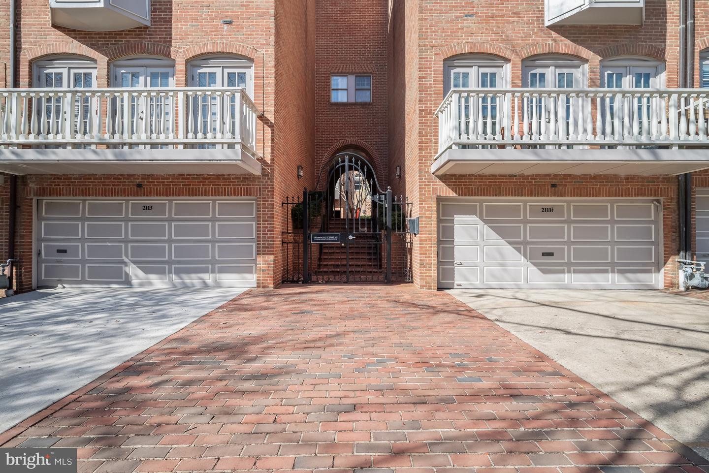 2113 1/2 NW O ST NW #A, WASHINGTON, District Of Columbia 20037, 2 Bedrooms Bedrooms, ,2 BathroomsBathrooms,Residential,For sale,2113 1/2 NW O ST NW #A,DCDC2198020 MLS # DCDC2198020