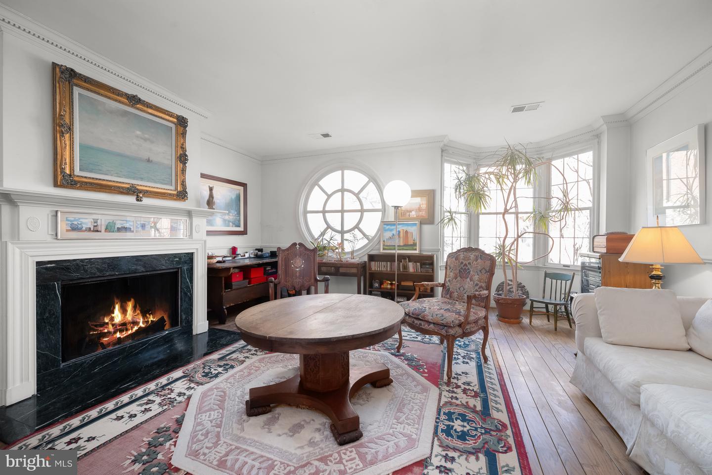 2113 1/2 NW O ST NW #A, WASHINGTON, District Of Columbia 20037, 2 Bedrooms Bedrooms, ,2 BathroomsBathrooms,Residential,For sale,2113 1/2 NW O ST NW #A,DCDC2198020 MLS # DCDC2198020