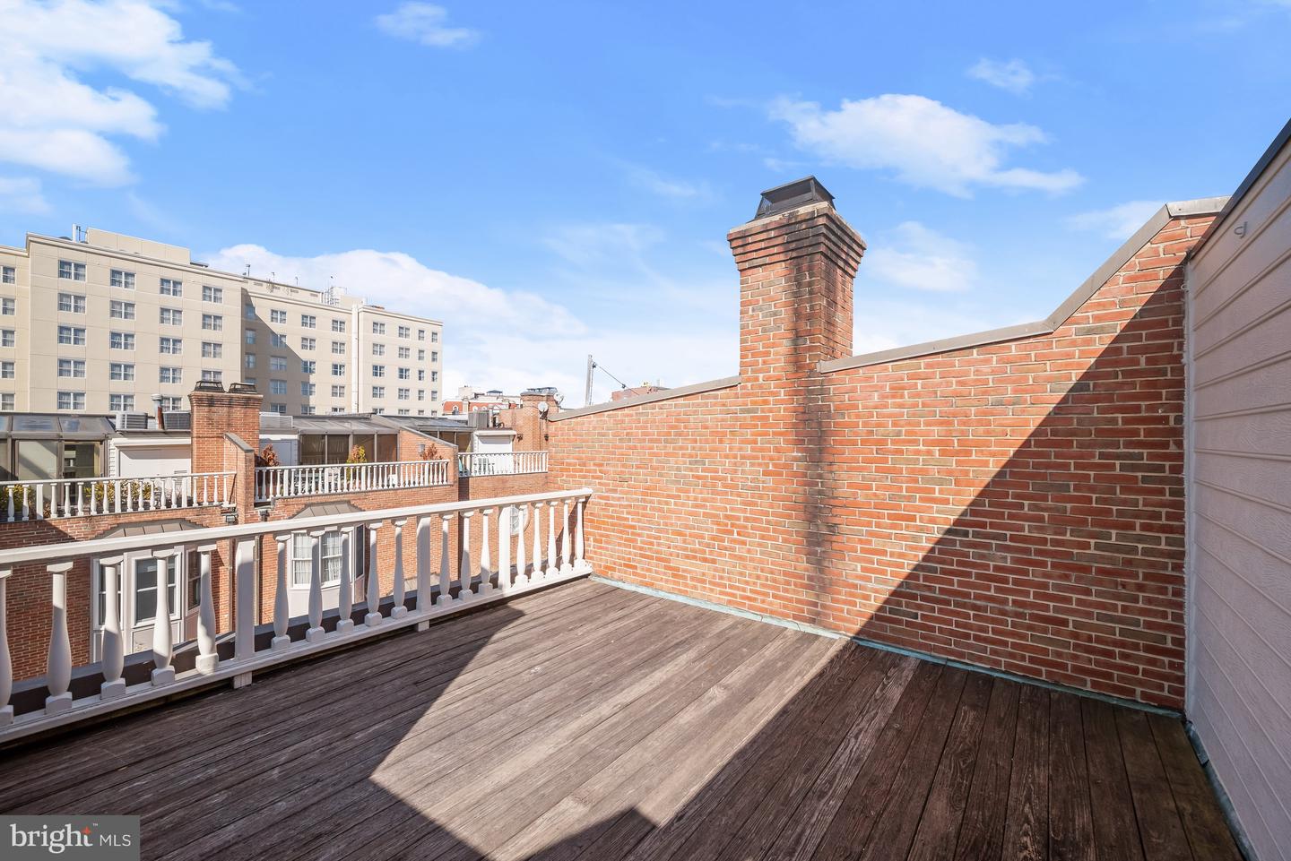 2113 1/2 NW O ST NW #A, WASHINGTON, District Of Columbia 20037, 2 Bedrooms Bedrooms, ,2 BathroomsBathrooms,Residential,For sale,2113 1/2 NW O ST NW #A,DCDC2198020 MLS # DCDC2198020