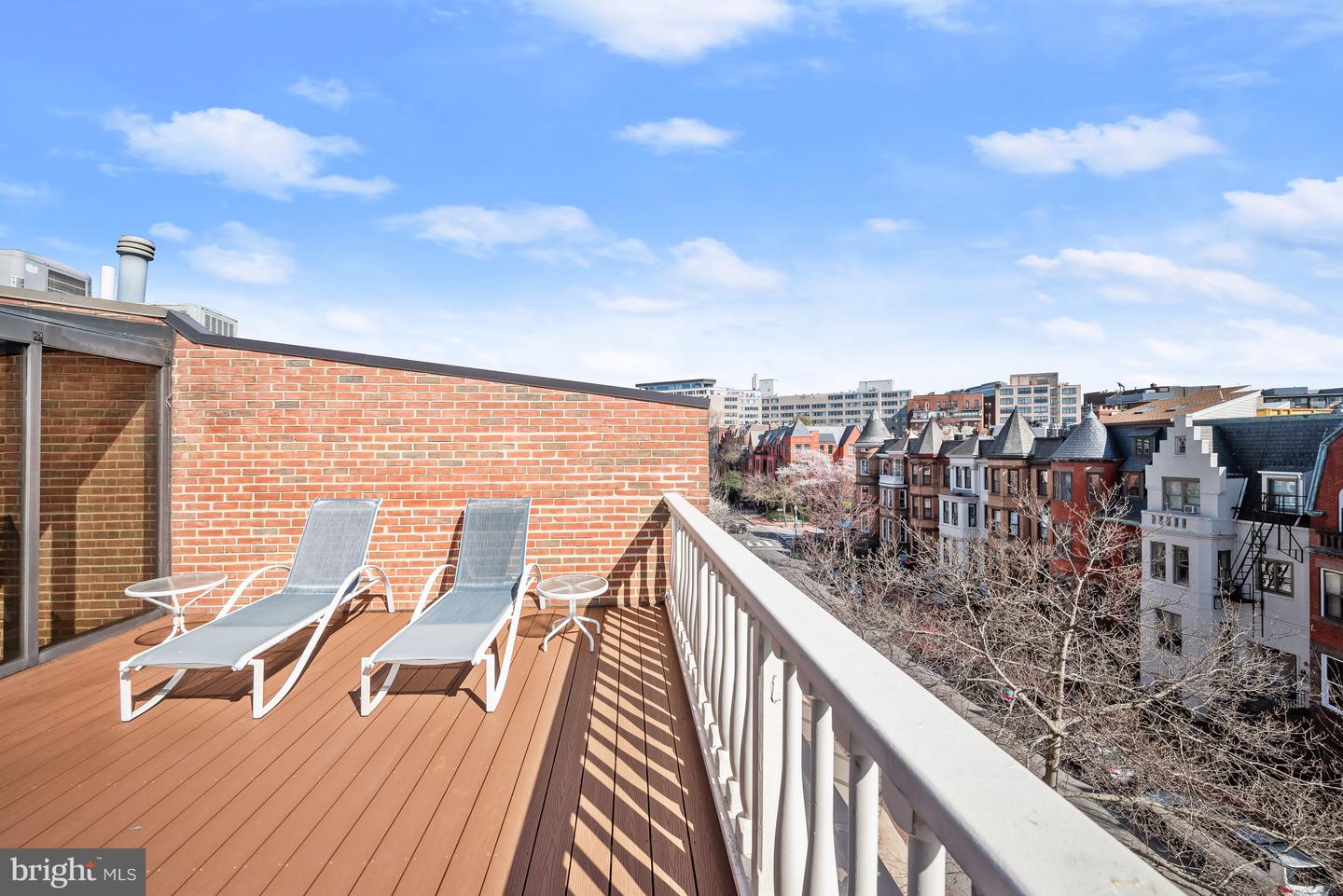 2113 1/2 NW O ST NW #A, WASHINGTON, District Of Columbia 20037, 2 Bedrooms Bedrooms, ,2 BathroomsBathrooms,Residential,For sale,2113 1/2 NW O ST NW #A,DCDC2198020 MLS # DCDC2198020
