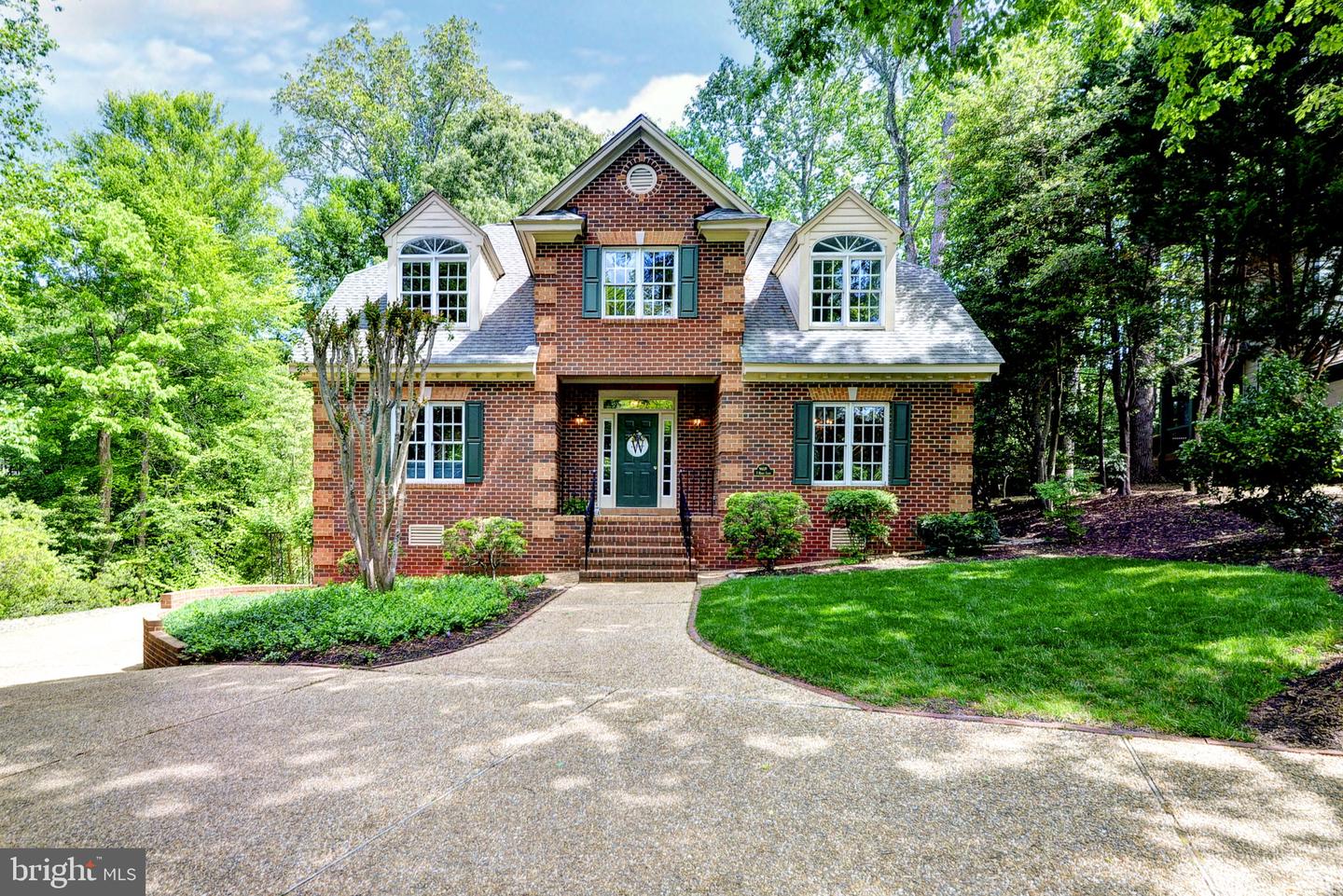 7 HAGUE CLOSE, WILLIAMSBURG, Virginia 23185, 3 Bedrooms Bedrooms, ,2 BathroomsBathrooms,Residential,For sale,7 HAGUE CLOSE,VAJC2000434 MLS # VAJC2000434