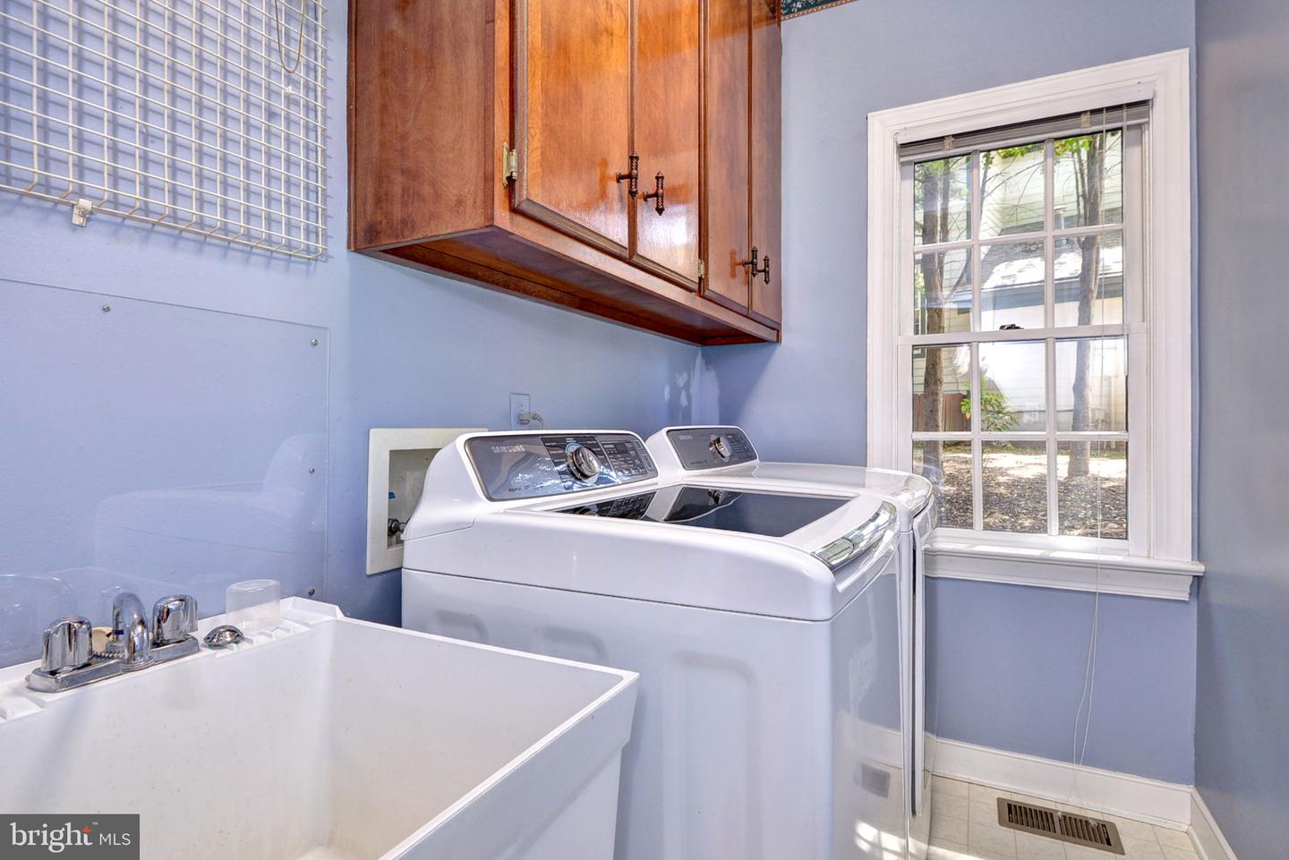 7 HAGUE CLOSE, WILLIAMSBURG, Virginia 23185, 3 Bedrooms Bedrooms, ,2 BathroomsBathrooms,Residential,For sale,7 HAGUE CLOSE,VAJC2000434 MLS # VAJC2000434