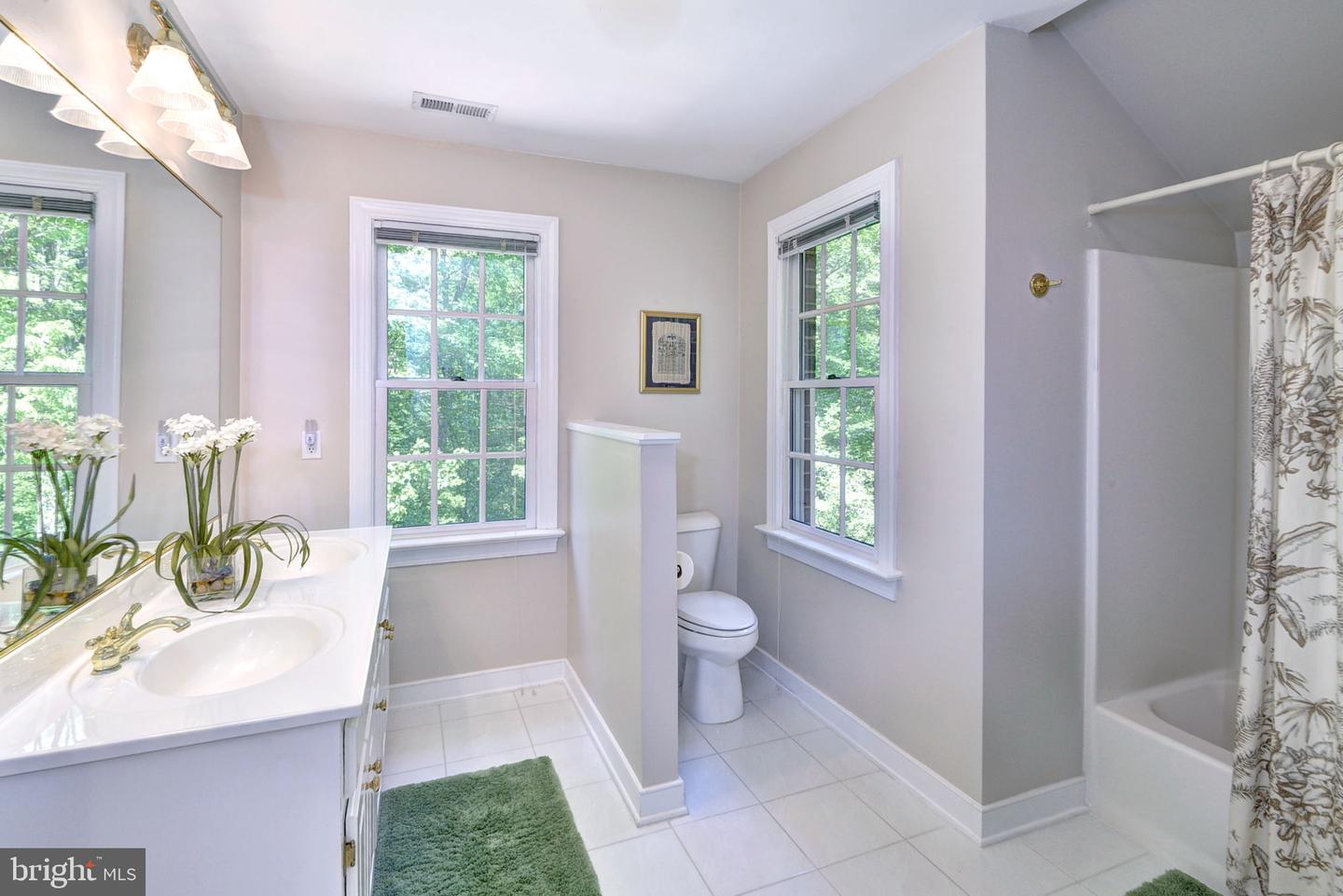7 HAGUE CLOSE, WILLIAMSBURG, Virginia 23185, 3 Bedrooms Bedrooms, ,2 BathroomsBathrooms,Residential,For sale,7 HAGUE CLOSE,VAJC2000434 MLS # VAJC2000434