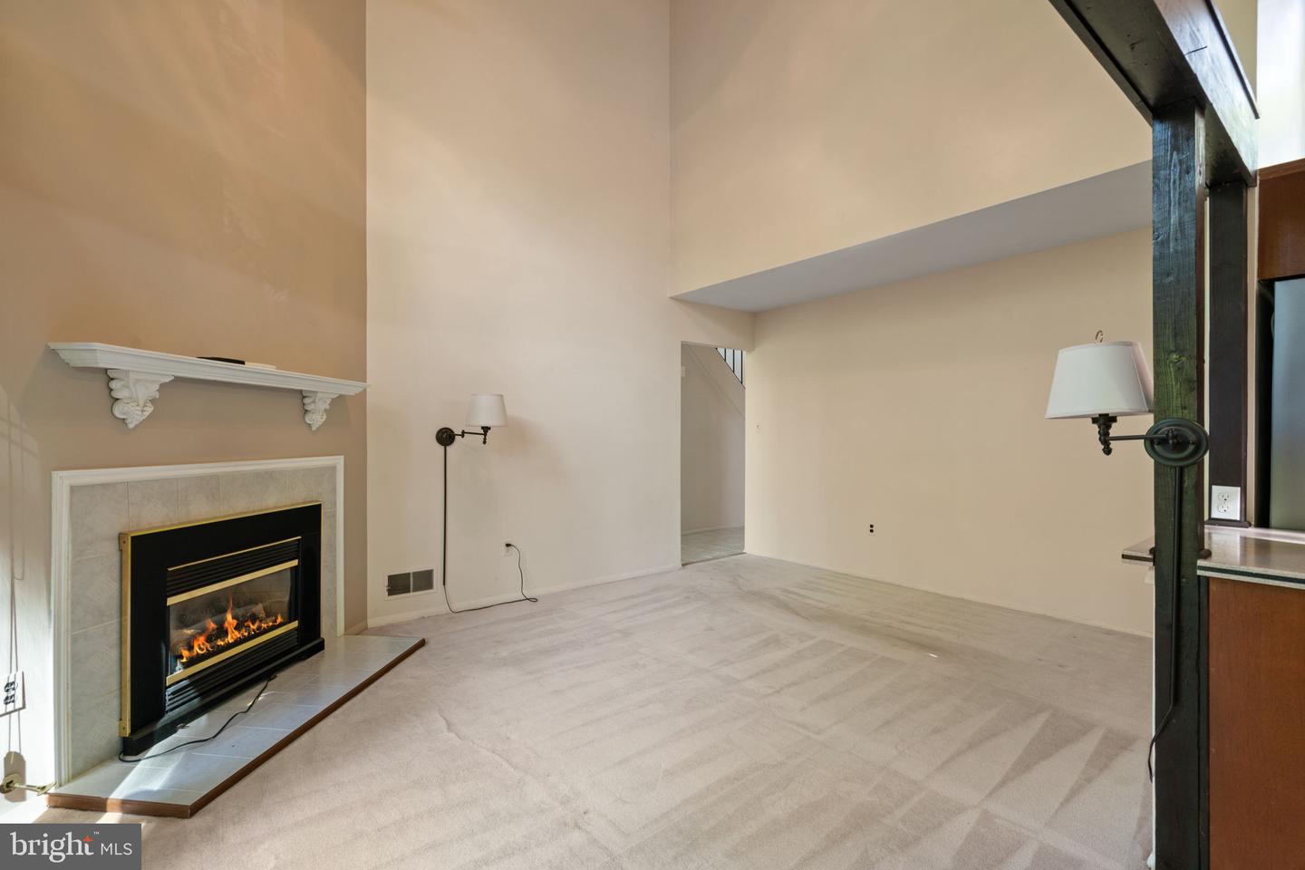 12326 MULBERRY CT, WOODBRIDGE, Virginia 22192, 5 Bedrooms Bedrooms, ,3 BathroomsBathrooms,Residential,For sale,12326 MULBERRY CT,VAPW2093440 MLS # VAPW2093440