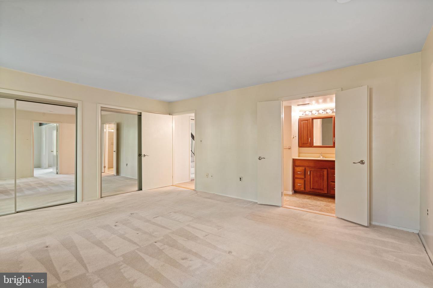 12326 MULBERRY CT, WOODBRIDGE, Virginia 22192, 5 Bedrooms Bedrooms, ,3 BathroomsBathrooms,Residential,For sale,12326 MULBERRY CT,VAPW2093440 MLS # VAPW2093440