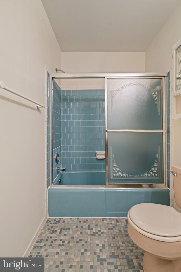 12326 MULBERRY CT, WOODBRIDGE, Virginia 22192, 5 Bedrooms Bedrooms, ,3 BathroomsBathrooms,Residential,For sale,12326 MULBERRY CT,VAPW2093440 MLS # VAPW2093440