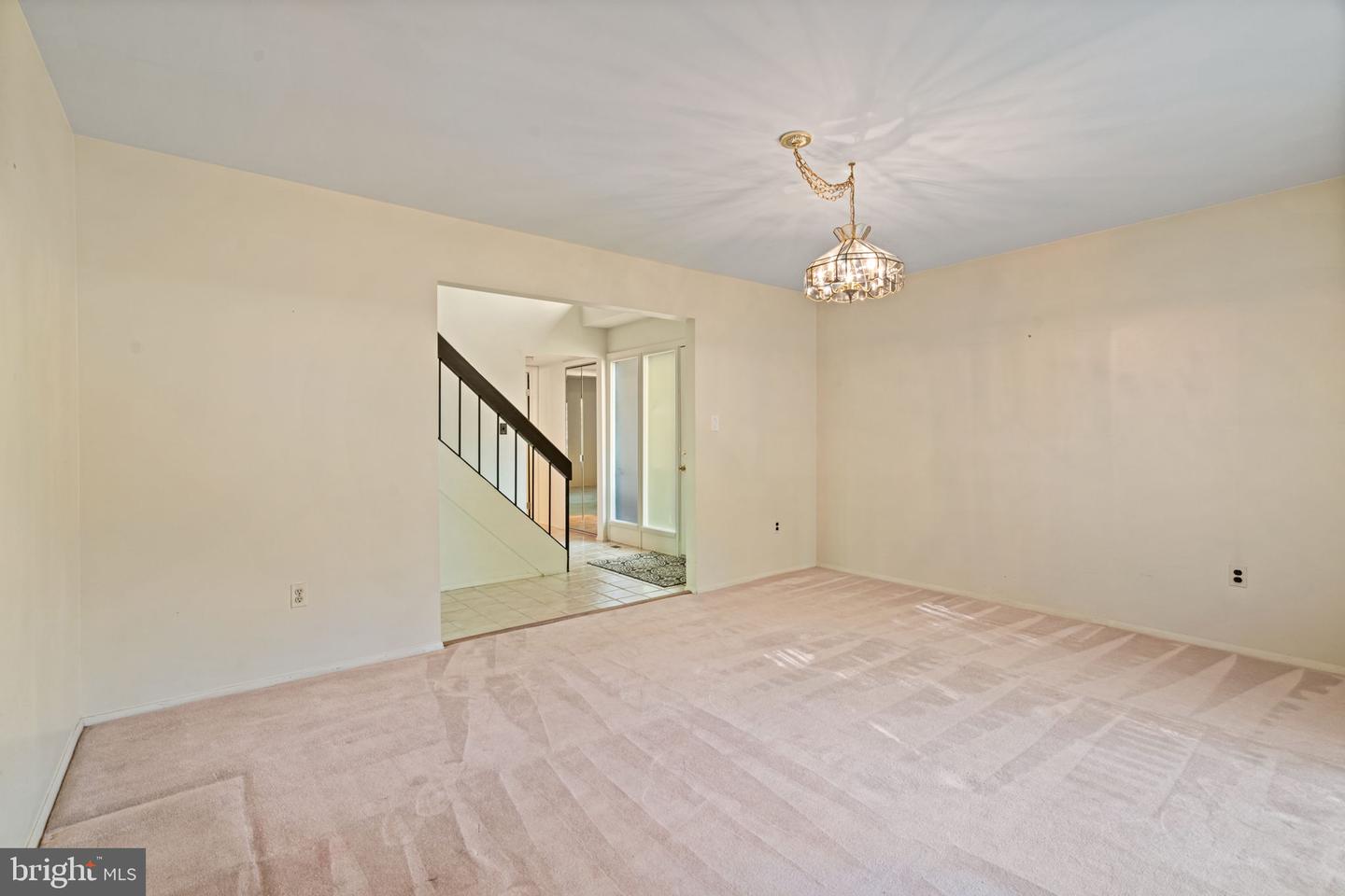 12326 MULBERRY CT, WOODBRIDGE, Virginia 22192, 5 Bedrooms Bedrooms, ,3 BathroomsBathrooms,Residential,For sale,12326 MULBERRY CT,VAPW2093440 MLS # VAPW2093440