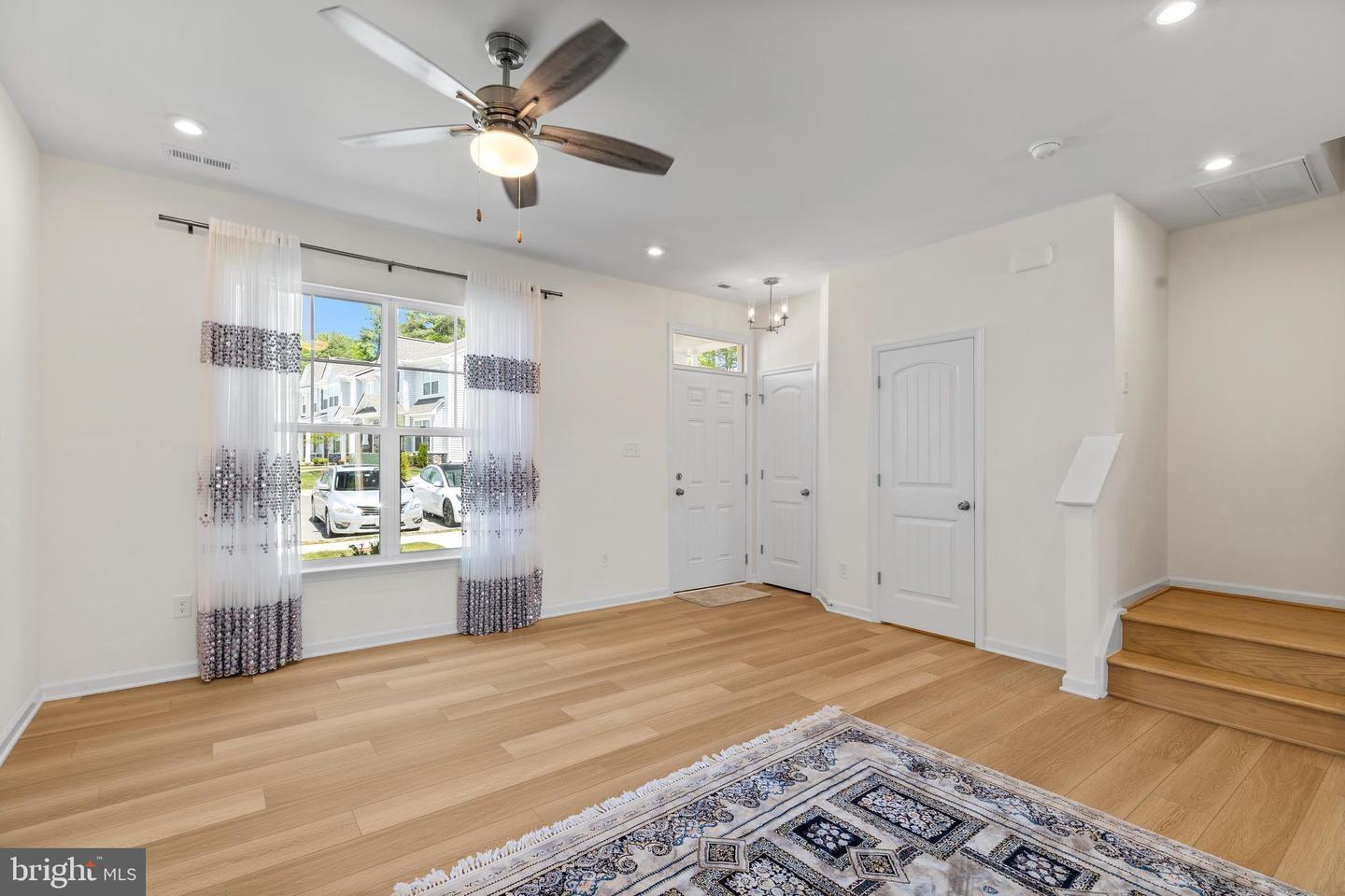 925 SCOTT COMMONS LN, RICHMOND, Virginia 23227, 3 Bedrooms Bedrooms, 7 Rooms Rooms,2 BathroomsBathrooms,Residential,For sale,925 SCOTT COMMONS LN,VAHN2000902 MLS # VAHN2000902