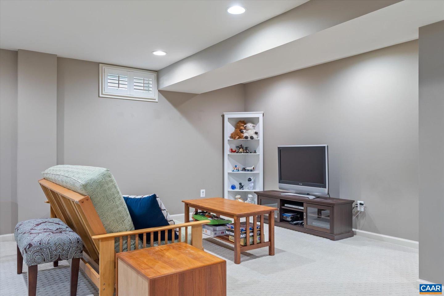 1664 WICKHAM WAY, CHARLOTTESVILLE, Virginia 22901, 4 Bedrooms Bedrooms, ,3 BathroomsBathrooms,Residential,For sale,1664 WICKHAM WAY,663876 MLS # 663876