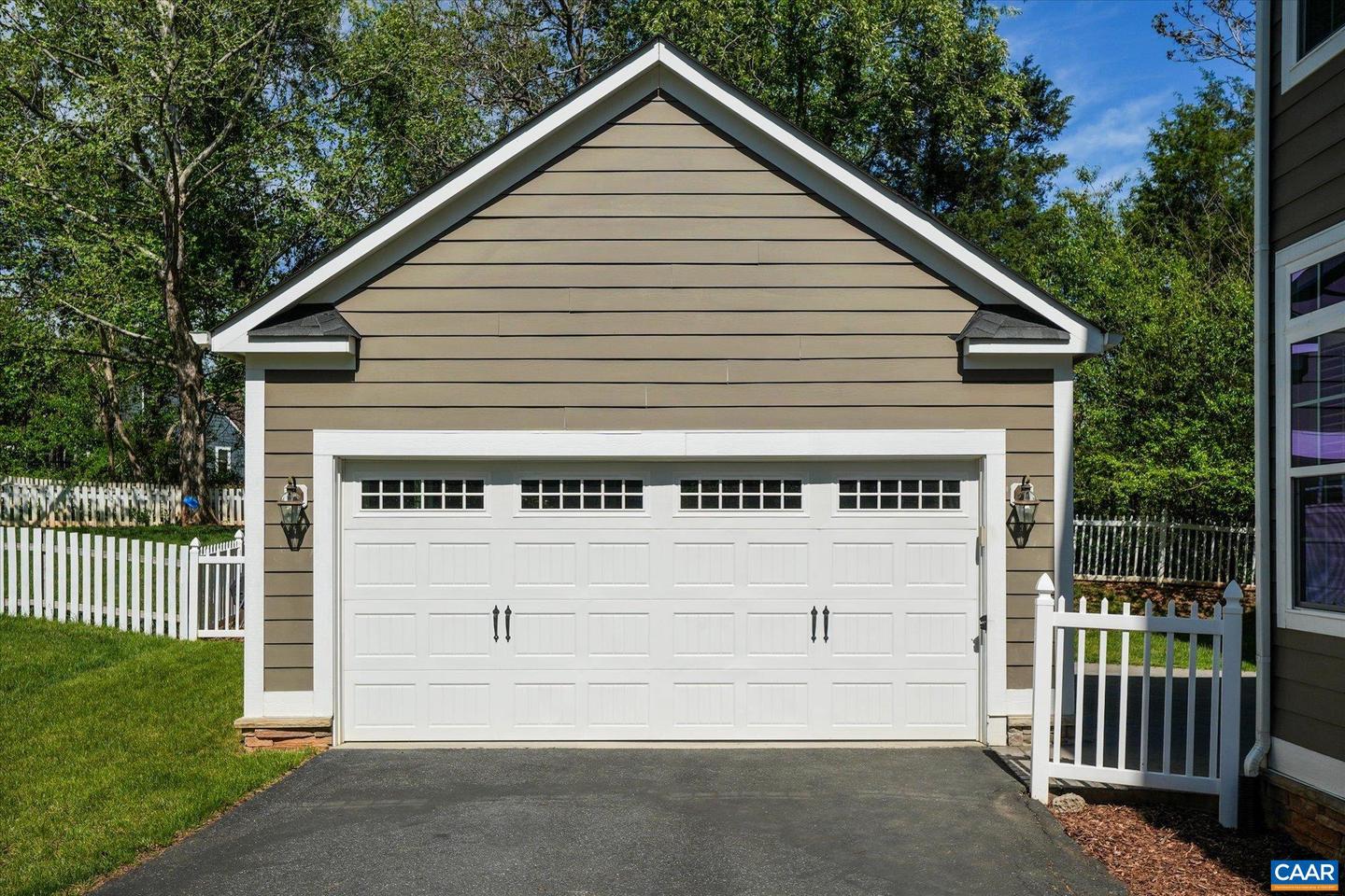 1664 WICKHAM WAY, CHARLOTTESVILLE, Virginia 22901, 4 Bedrooms Bedrooms, ,3 BathroomsBathrooms,Residential,For sale,1664 WICKHAM WAY,663876 MLS # 663876