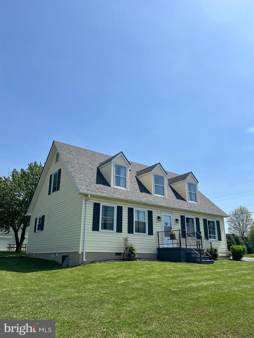 5480 MAIN ST, MOUNT JACKSON, Virginia 22842, 3 Bedrooms Bedrooms, ,1 BathroomBathrooms,Residential,For sale,5480 MAIN ST,VASH2011298 MLS # VASH2011298