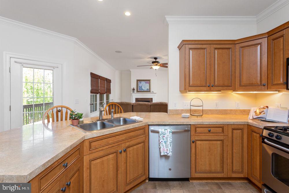 320 RAYANN LN, BROADWAY, Virginia 22815, 4 Bedrooms Bedrooms, ,3 BathroomsBathrooms,Residential,For sale,320 RAYANN LN,VARO2002252 MLS # VARO2002252