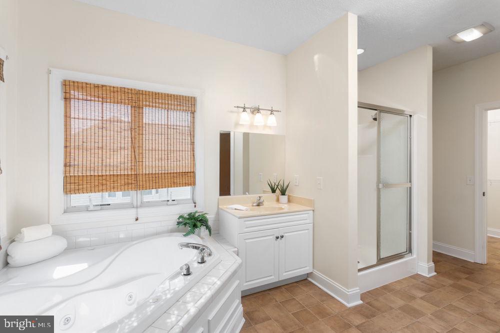 320 RAYANN LN, BROADWAY, Virginia 22815, 4 Bedrooms Bedrooms, ,3 BathroomsBathrooms,Residential,For sale,320 RAYANN LN,VARO2002252 MLS # VARO2002252