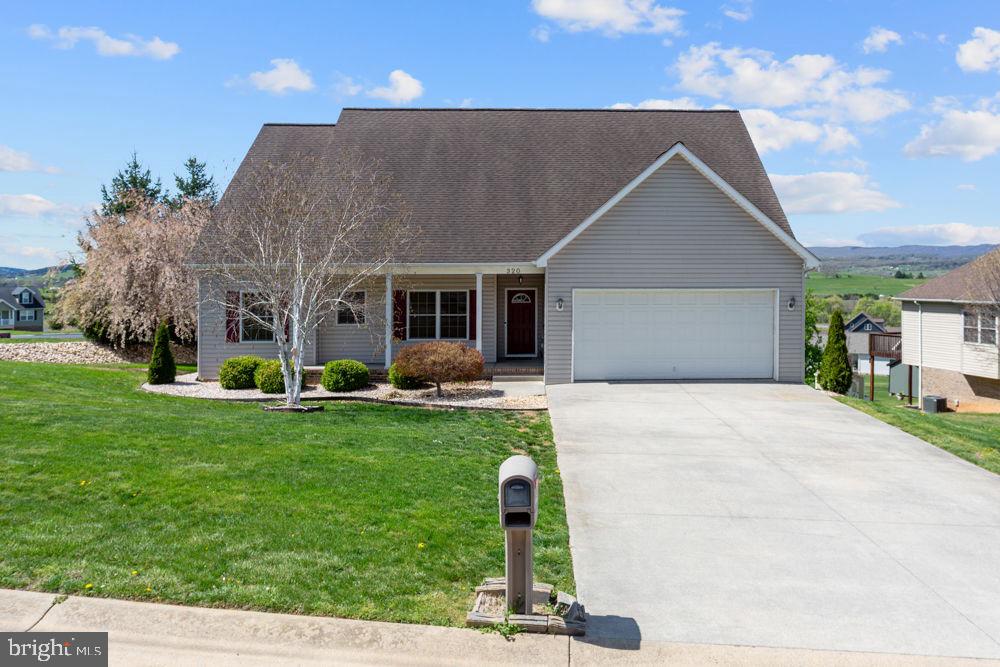 320 RAYANN LN, BROADWAY, Virginia 22815, 4 Bedrooms Bedrooms, ,3 BathroomsBathrooms,Residential,For sale,320 RAYANN LN,VARO2002252 MLS # VARO2002252