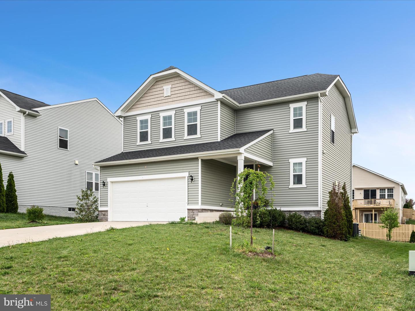 439 TOWN RUN LN, STEPHENS CITY, Virginia 22655, 3 Bedrooms Bedrooms, ,2 BathroomsBathrooms,Residential,For sale,439 TOWN RUN LN,VAFV2033796 MLS # VAFV2033796