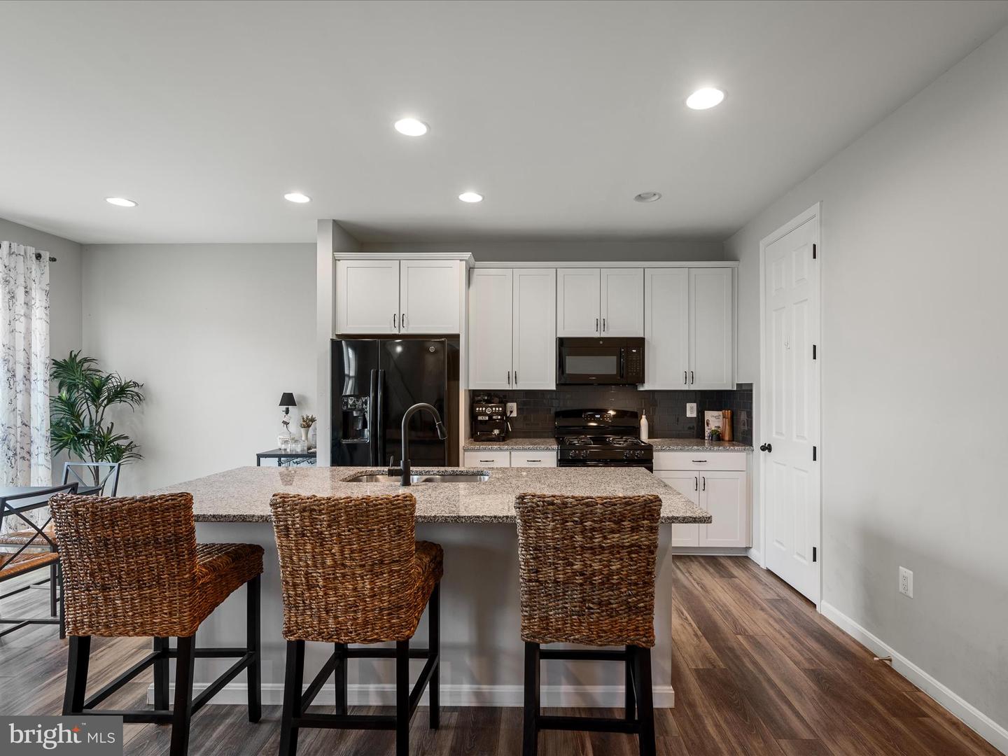 439 TOWN RUN LN, STEPHENS CITY, Virginia 22655, 3 Bedrooms Bedrooms, ,2 BathroomsBathrooms,Residential,For sale,439 TOWN RUN LN,VAFV2033796 MLS # VAFV2033796