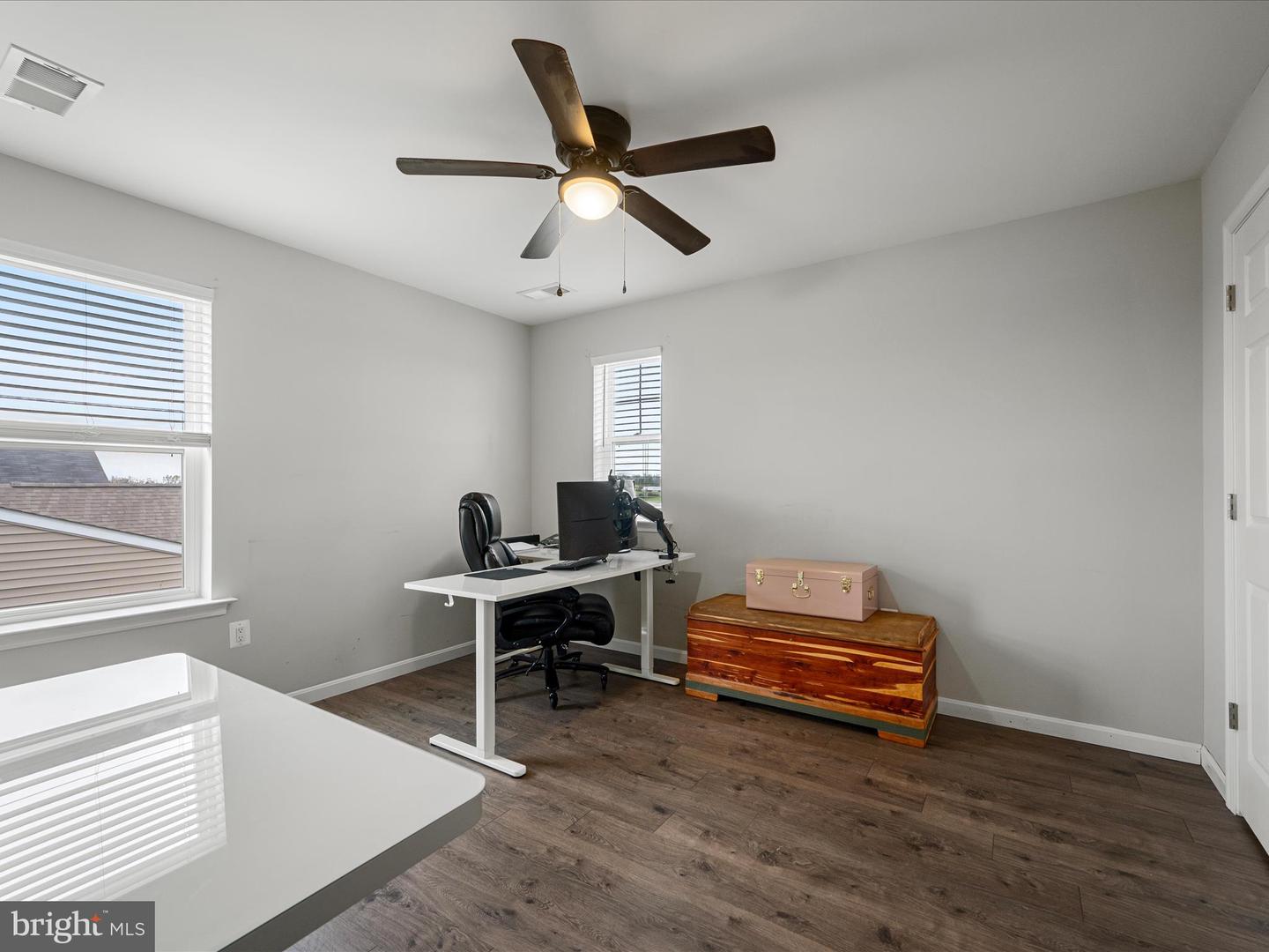 439 TOWN RUN LN, STEPHENS CITY, Virginia 22655, 3 Bedrooms Bedrooms, ,2 BathroomsBathrooms,Residential,For sale,439 TOWN RUN LN,VAFV2033796 MLS # VAFV2033796