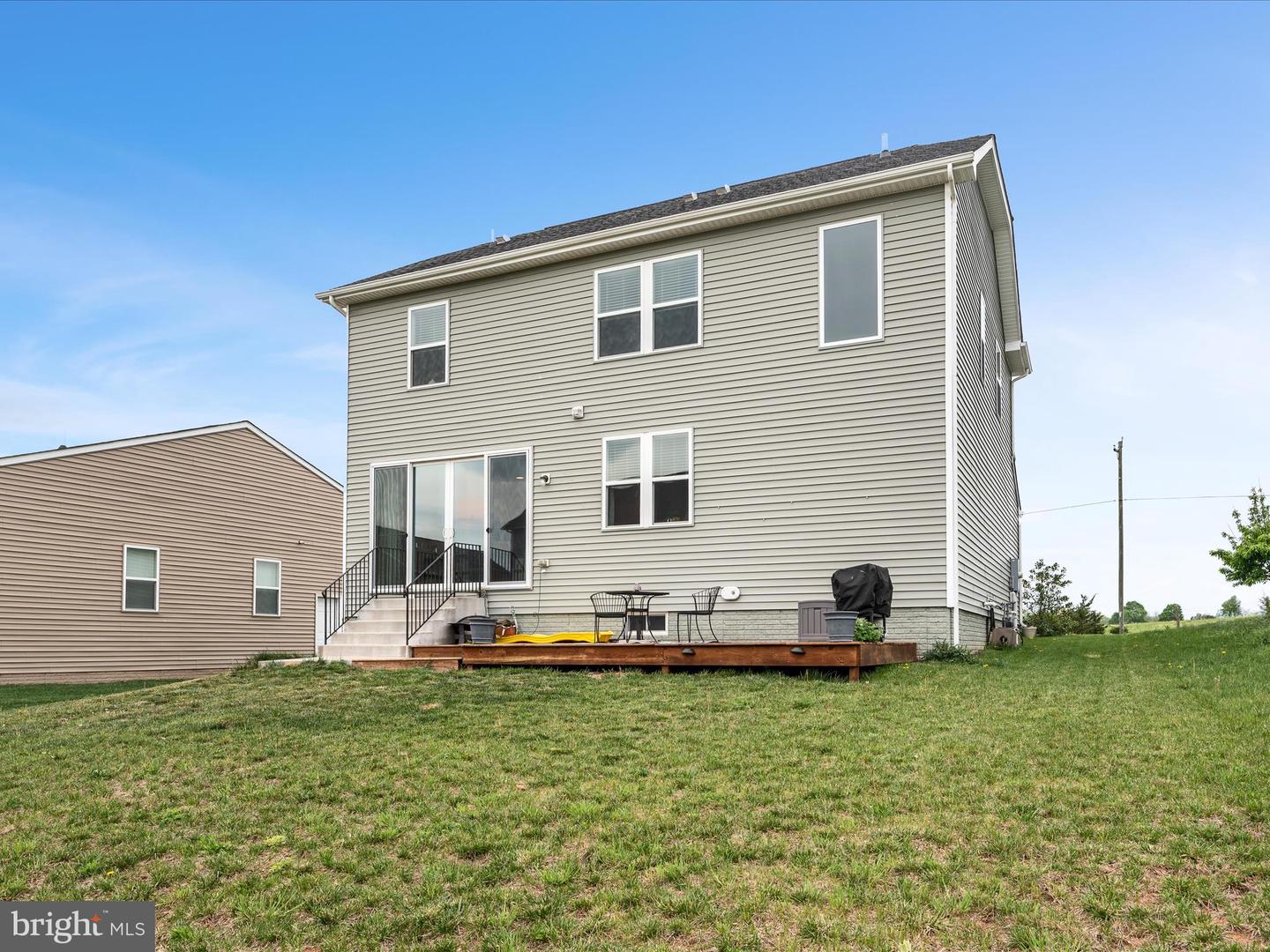 439 TOWN RUN LN, STEPHENS CITY, Virginia 22655, 3 Bedrooms Bedrooms, ,2 BathroomsBathrooms,Residential,For sale,439 TOWN RUN LN,VAFV2033796 MLS # VAFV2033796