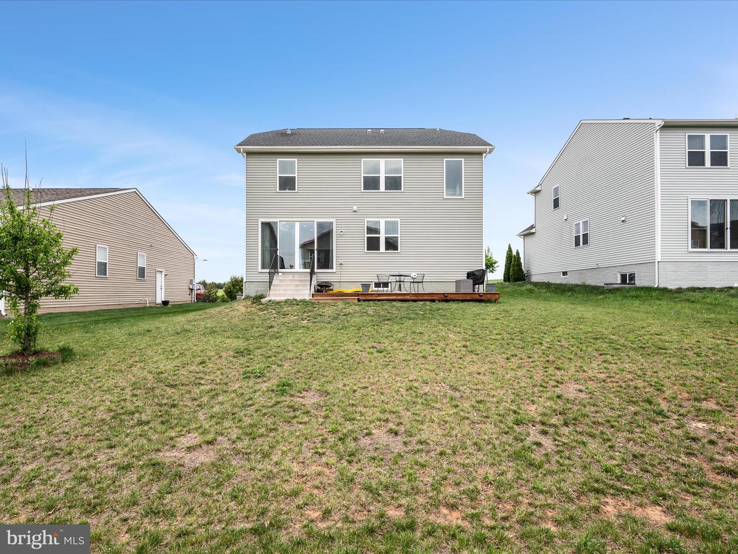 439 TOWN RUN LN, STEPHENS CITY, Virginia 22655, 3 Bedrooms Bedrooms, ,2 BathroomsBathrooms,Residential,For sale,439 TOWN RUN LN,VAFV2033796 MLS # VAFV2033796