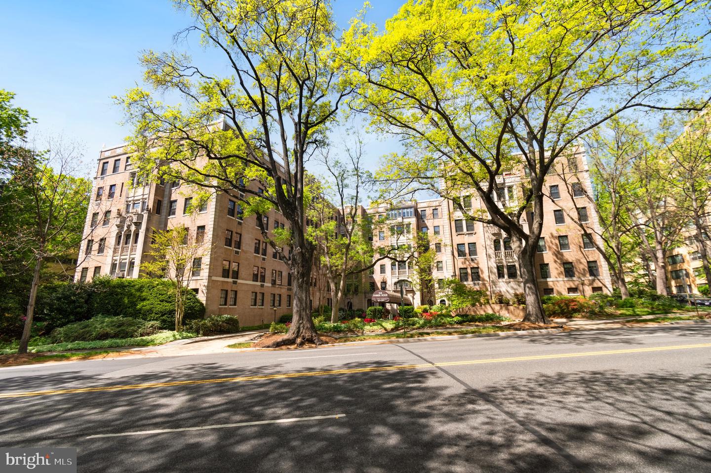 4700 CONNECTICUT AVE NW #208, WASHINGTON, District Of Columbia 20008, 2 Bedrooms Bedrooms, ,1 BathroomBathrooms,Residential,For sale,4700 CONNECTICUT AVE NW #208,DCDC2198174 MLS # DCDC2198174