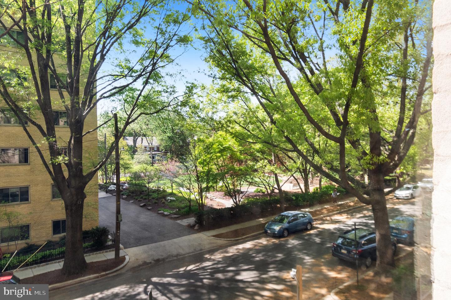 4700 CONNECTICUT AVE NW #208, WASHINGTON, District Of Columbia 20008, 2 Bedrooms Bedrooms, ,1 BathroomBathrooms,Residential,For sale,4700 CONNECTICUT AVE NW #208,DCDC2198174 MLS # DCDC2198174