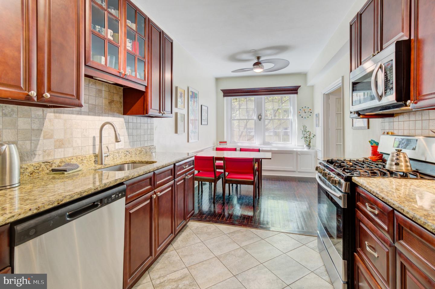 4700 CONNECTICUT AVE NW #208, WASHINGTON, District Of Columbia 20008, 2 Bedrooms Bedrooms, ,1 BathroomBathrooms,Residential,For sale,4700 CONNECTICUT AVE NW #208,DCDC2198174 MLS # DCDC2198174