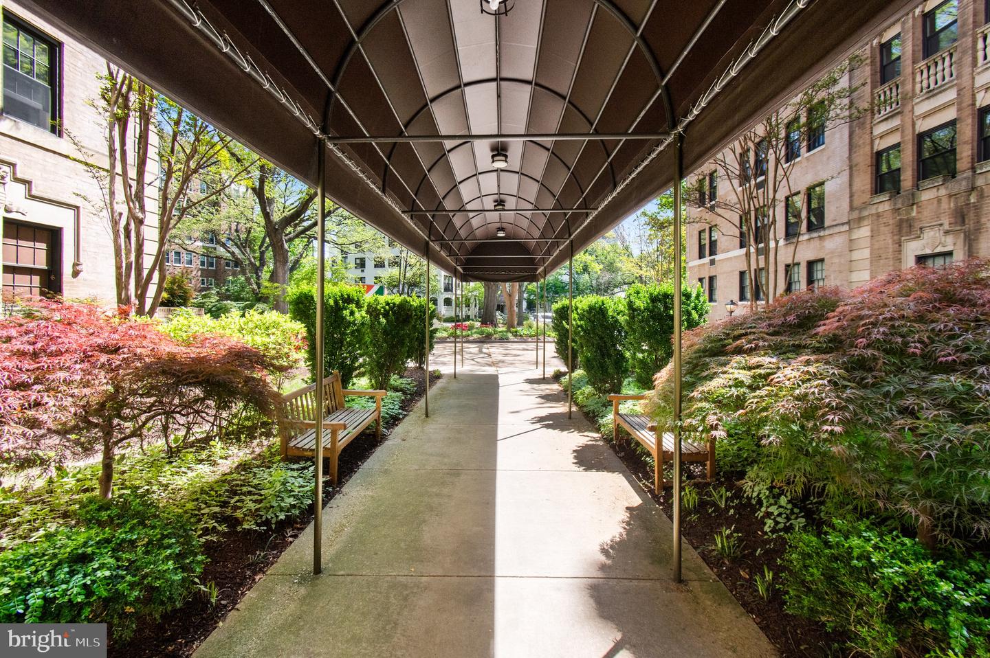 4700 CONNECTICUT AVE NW #208, WASHINGTON, District Of Columbia 20008, 2 Bedrooms Bedrooms, ,1 BathroomBathrooms,Residential,For sale,4700 CONNECTICUT AVE NW #208,DCDC2198174 MLS # DCDC2198174